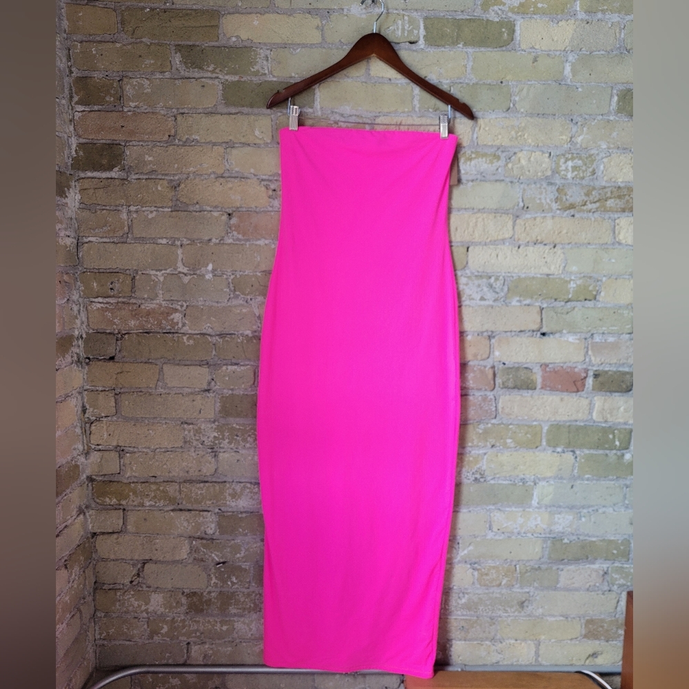 NWTs Skims Neon Pink Fits Everybody Tube Dress Size XL